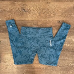 Blue camo gym shark leggings